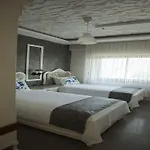 Lion Park & Szálloda 4*