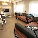 Lion Park & 4* Aydın