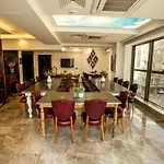 Lion Park & 4*