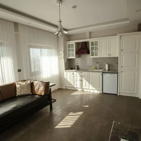 Lion Park & Otel Aydın