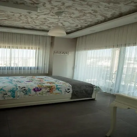 Lion Park & Hotel Aydin