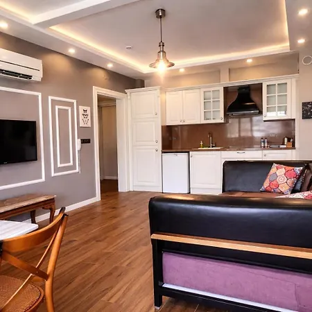 Lion Park & Hotel 4*