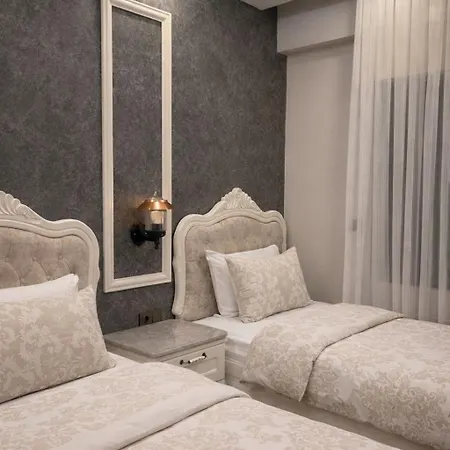 Lion Park & 4* Aydin