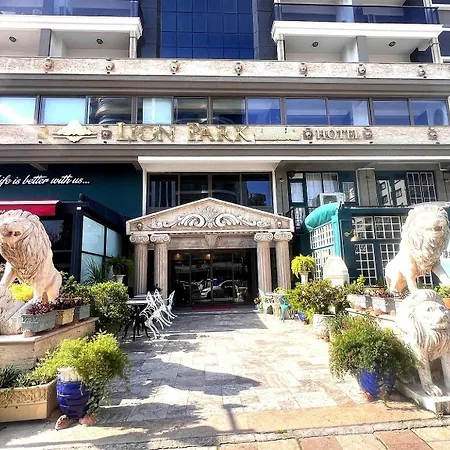 Lion Park & 4* Aydın